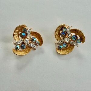 Vintage Gold-Tone Aurora Crystal  Clip Earrings